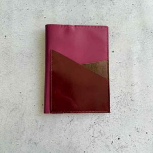 Plum purple double pocket - B6 leather folio
